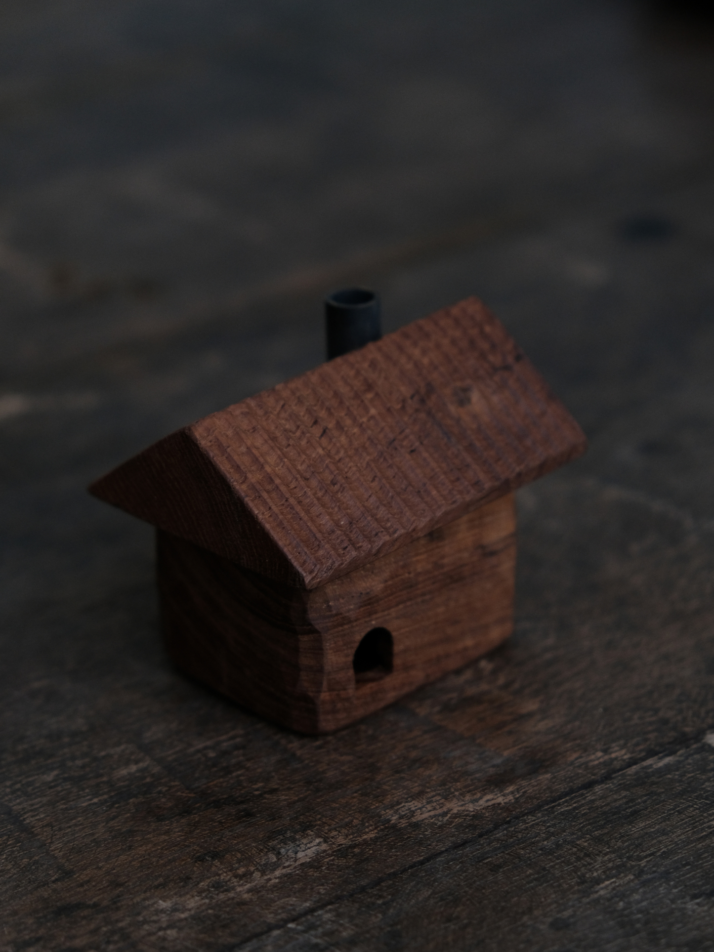 Incense Holder (香座)