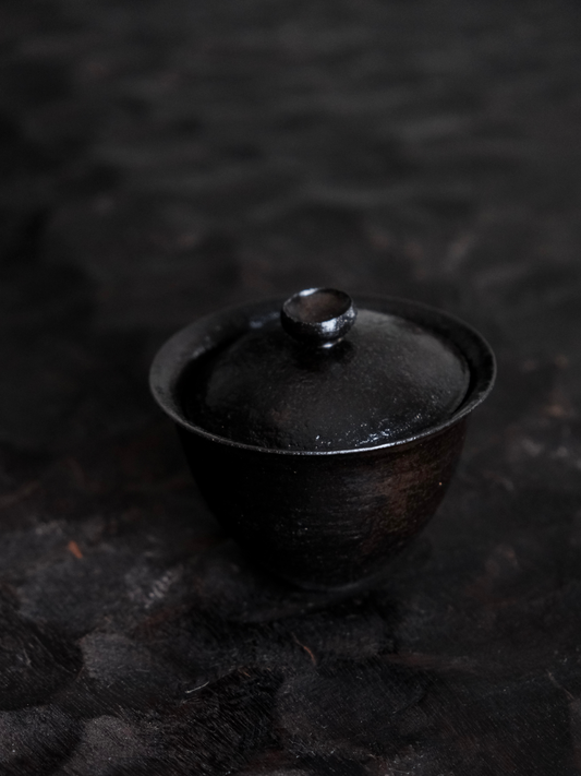 Black Clay Tea Bowl (黑陶泥盖碗)