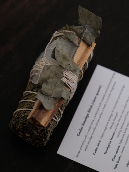 Cedar Smudge Stick (clear quartz) (圣洁雪松杖)